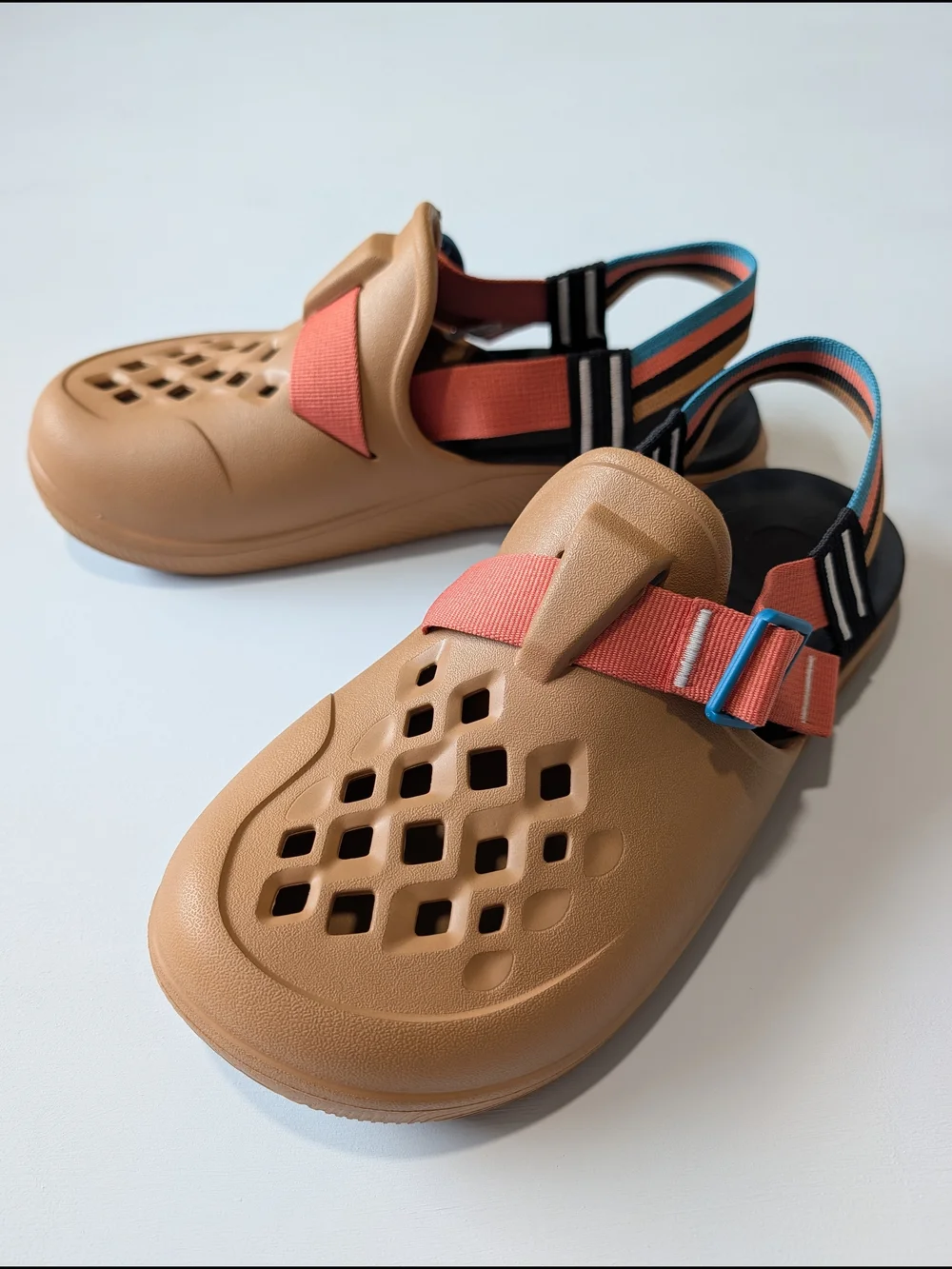 Chaco Chillos Clog Mules Camel Brown Colorblock Teal Pink Strap Mens Size 10